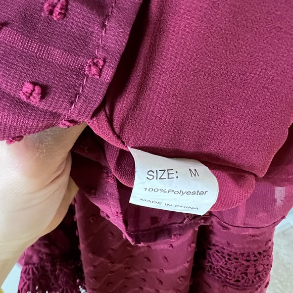 ⚡️Like-New” Beautiful Burgundy Blouse - Picture 8 of 9